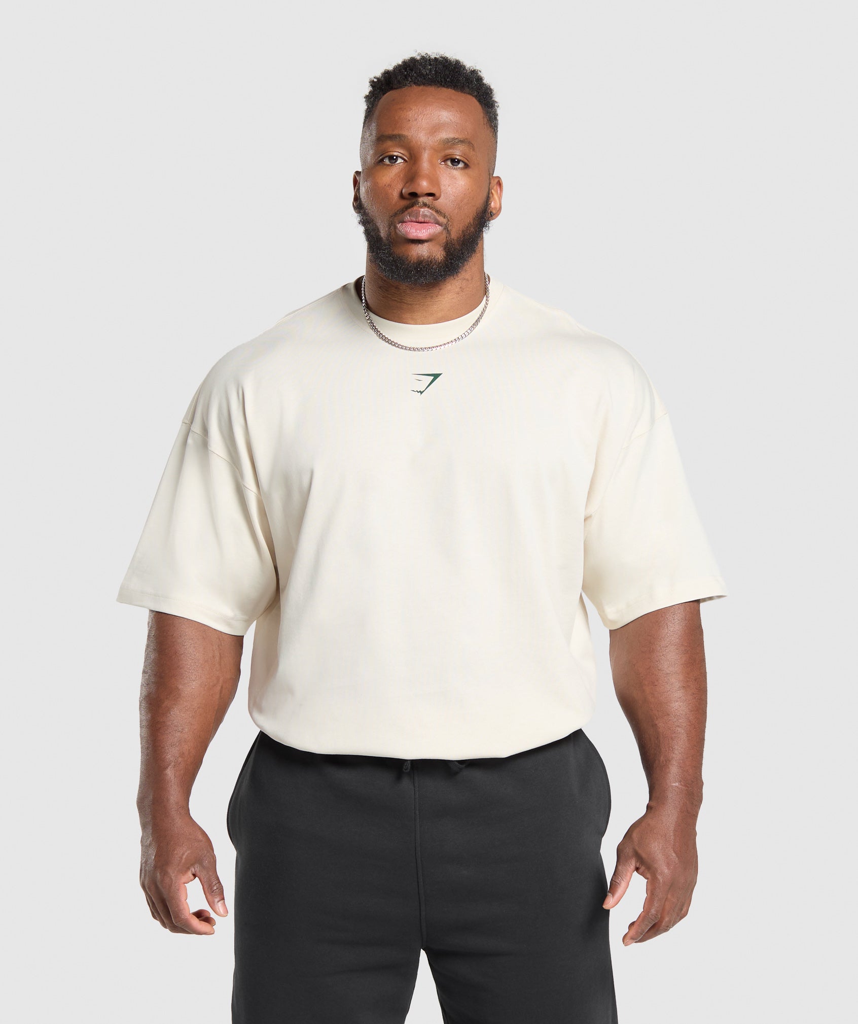 Lifting Club T-Shirt - Oat White/Classic Green