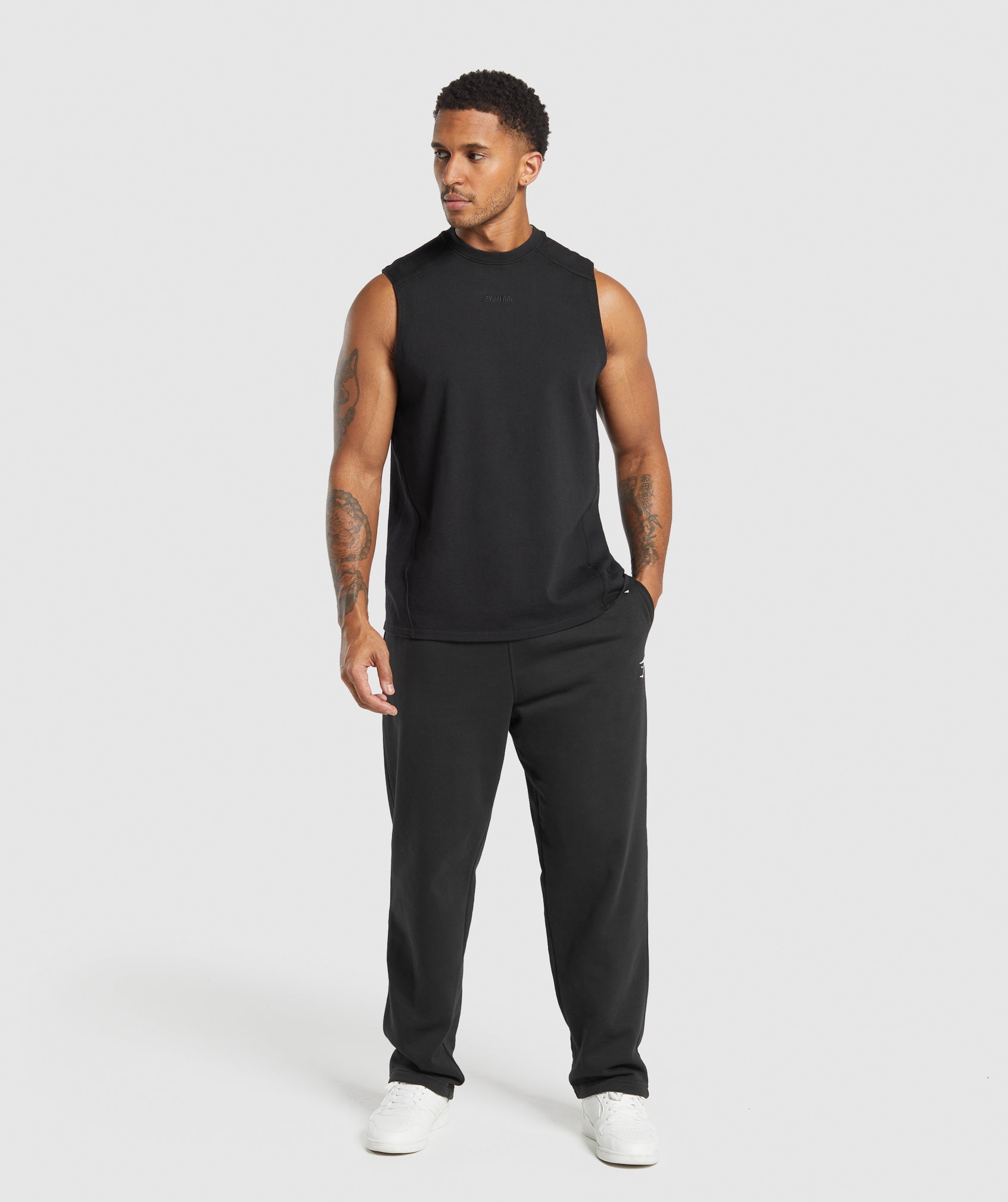 Heavyweight Tank - Black
