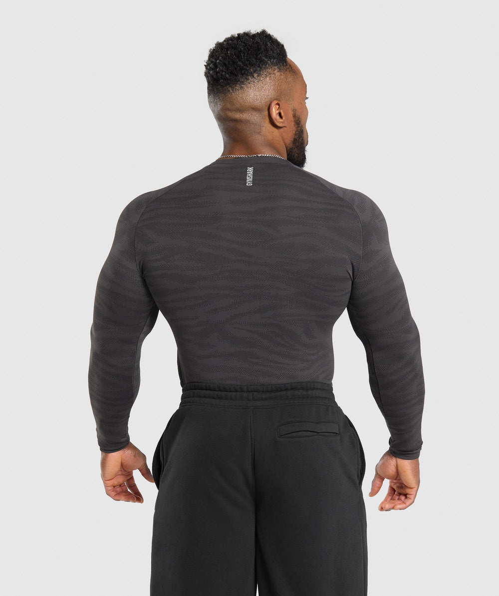 Geo Animal Seamless Long Sleeve T-Shirt - Onyx Grey/Black