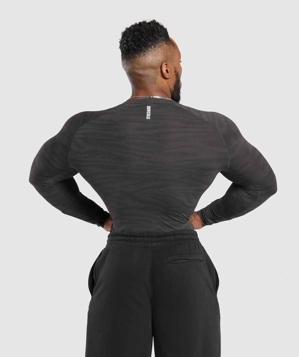 Geo Animal Seamless Long Sleeve T-Shirt - Onyx Grey/Black
