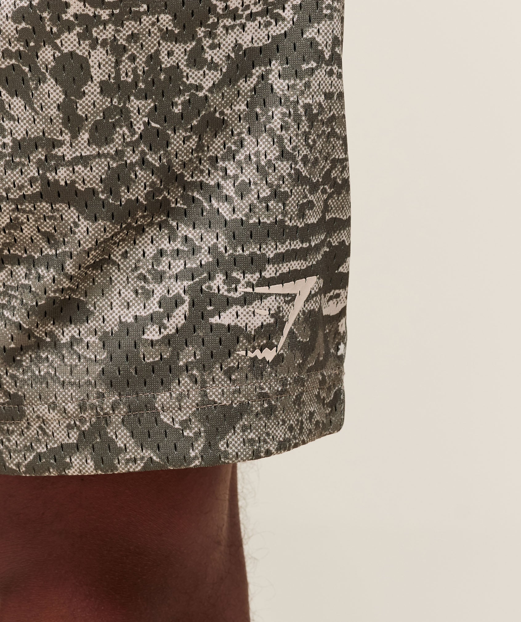 Lifting Mesh 7" Shorts - Camo Brown