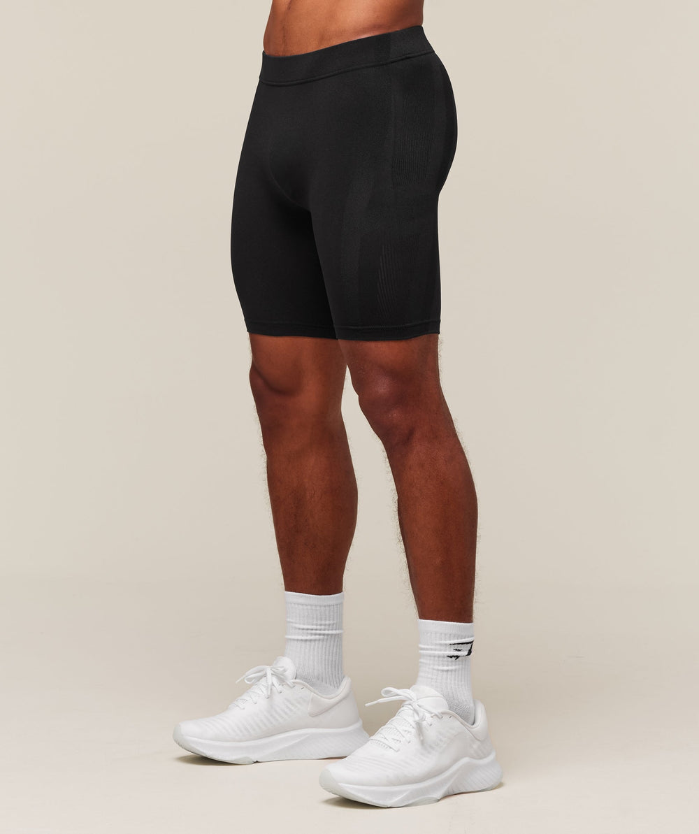 everywear Warp Knit Half Tight - Black