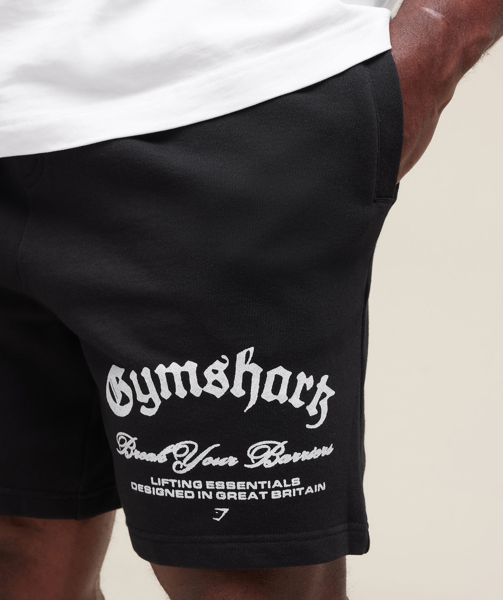 Break Your Barriers Shorts - Black