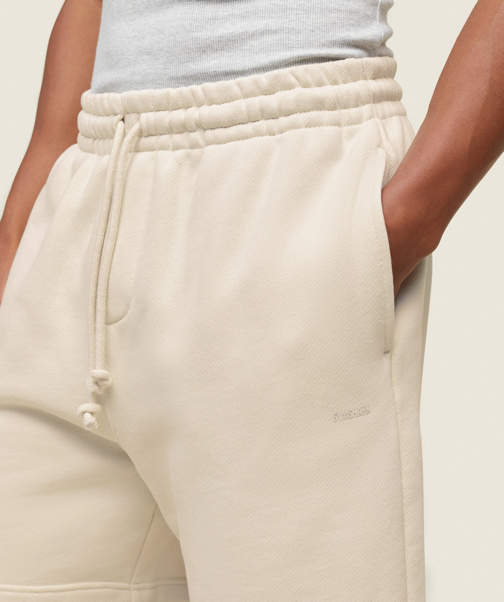 everywear Sweat Shorts - Oat White