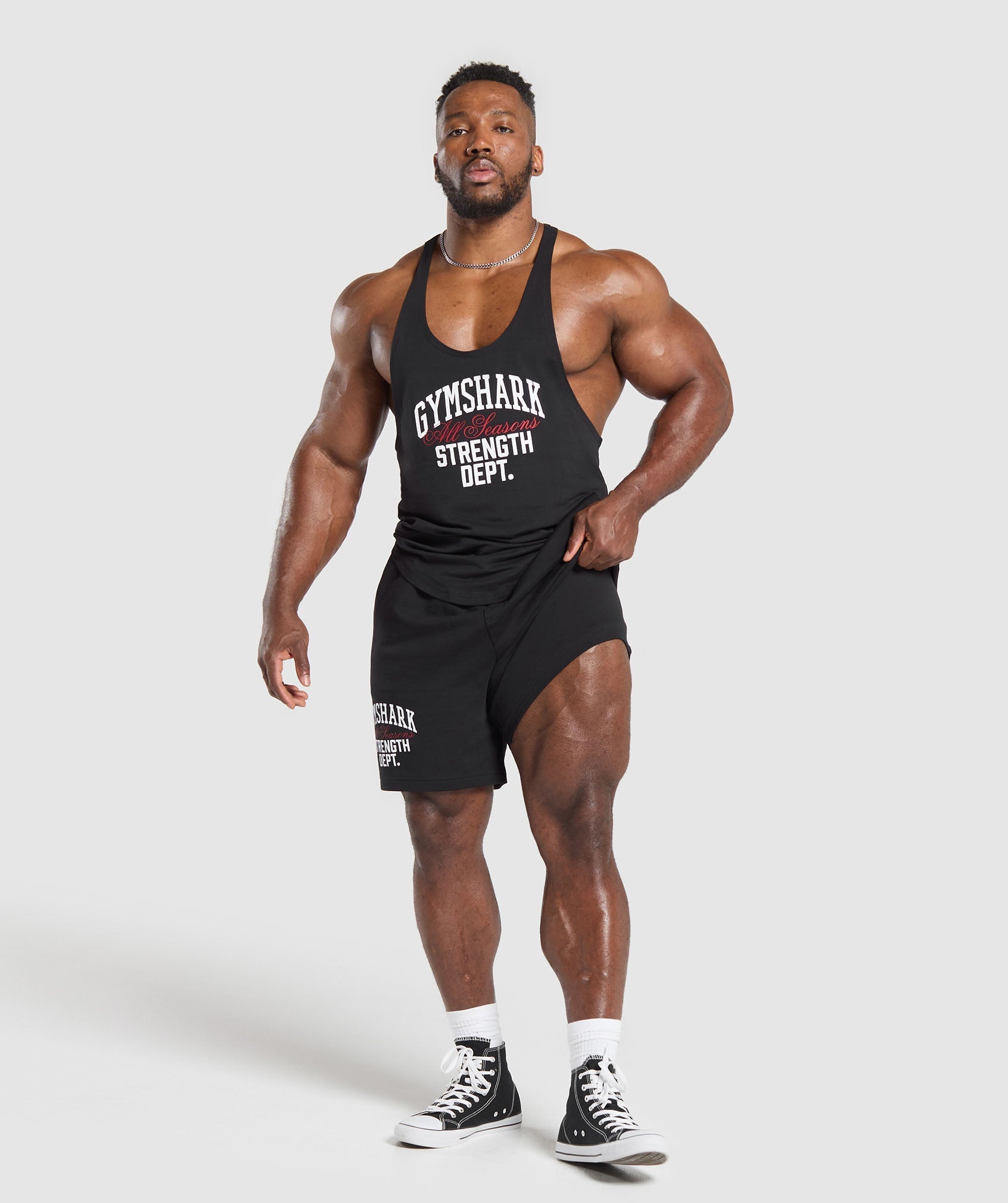 Trophy Graphic Shorts - Black