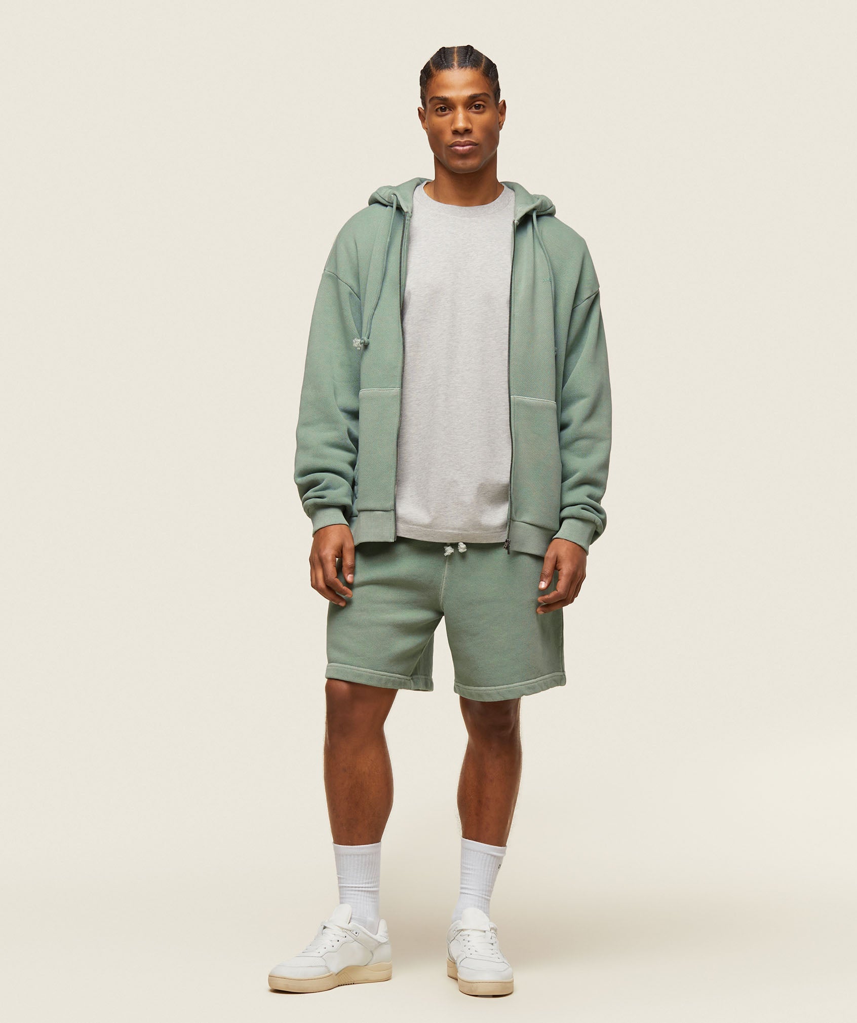 everywear Sweat Shorts - Dollar Green