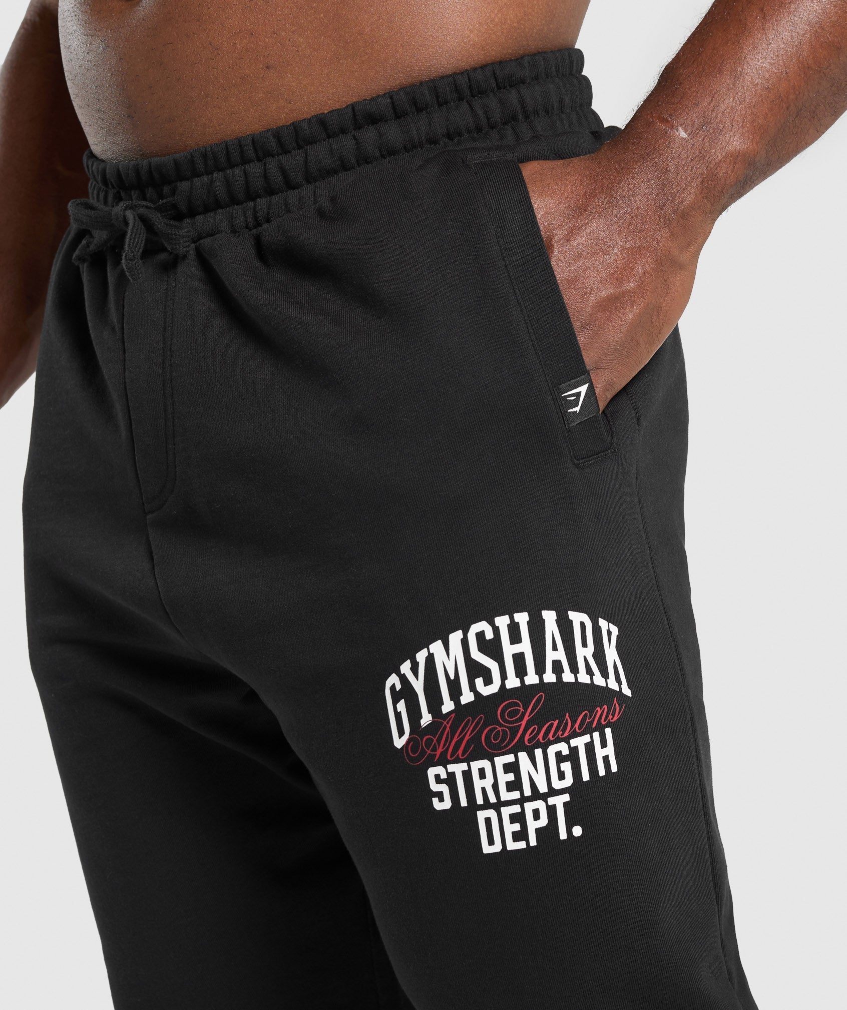 Trophy Graphic Joggers - Black