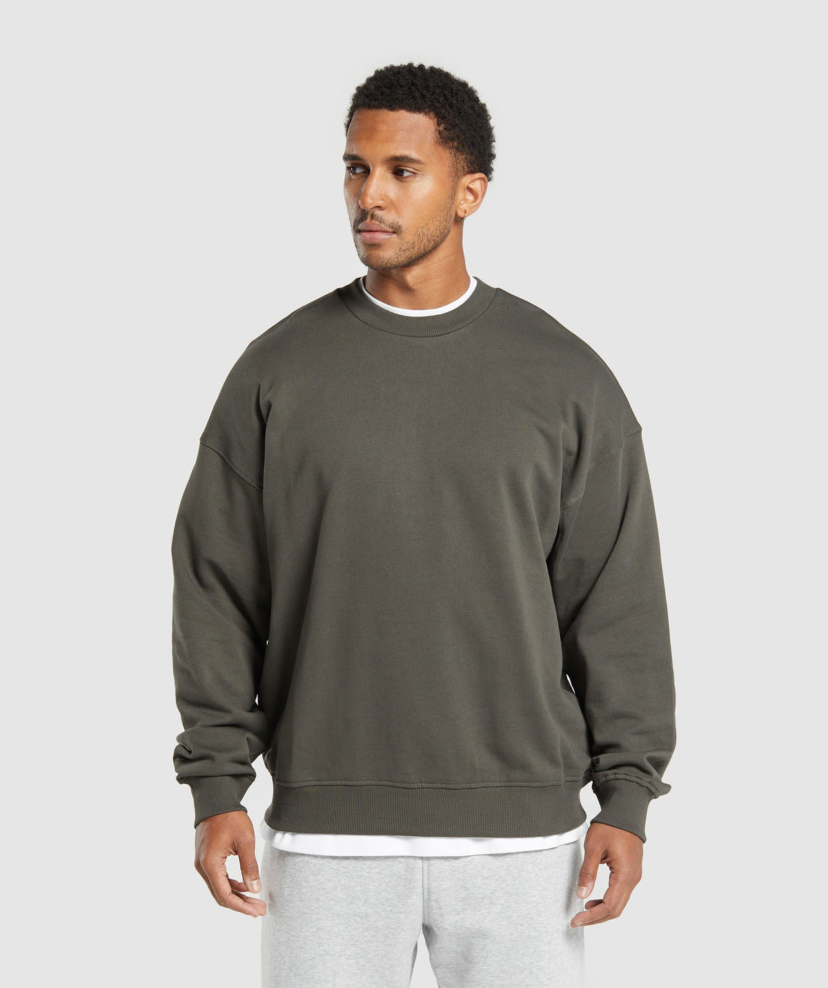 Rest Day Essentials Crew - Strength Green