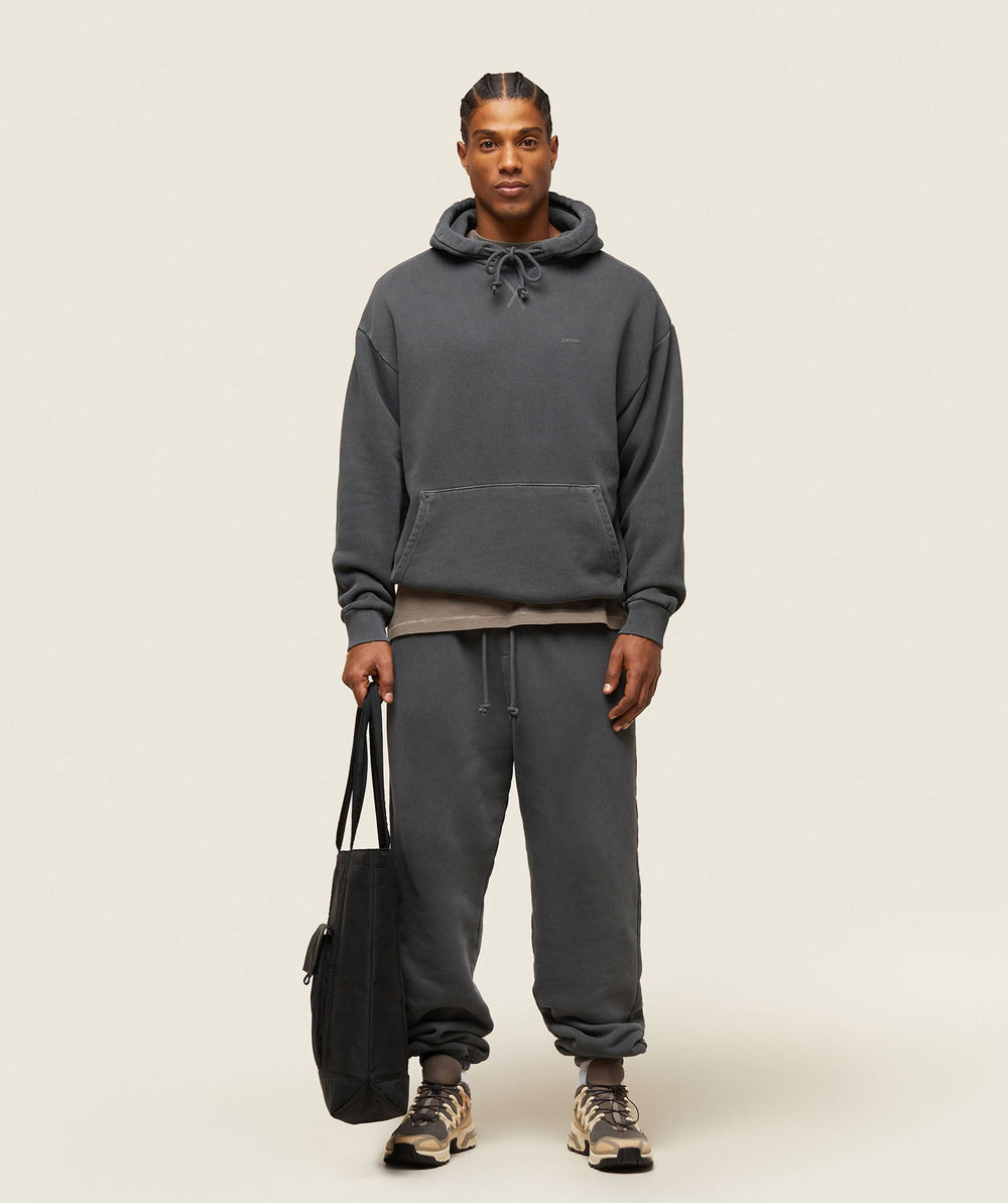 everywear Relaxed Hoodie - Washed Black