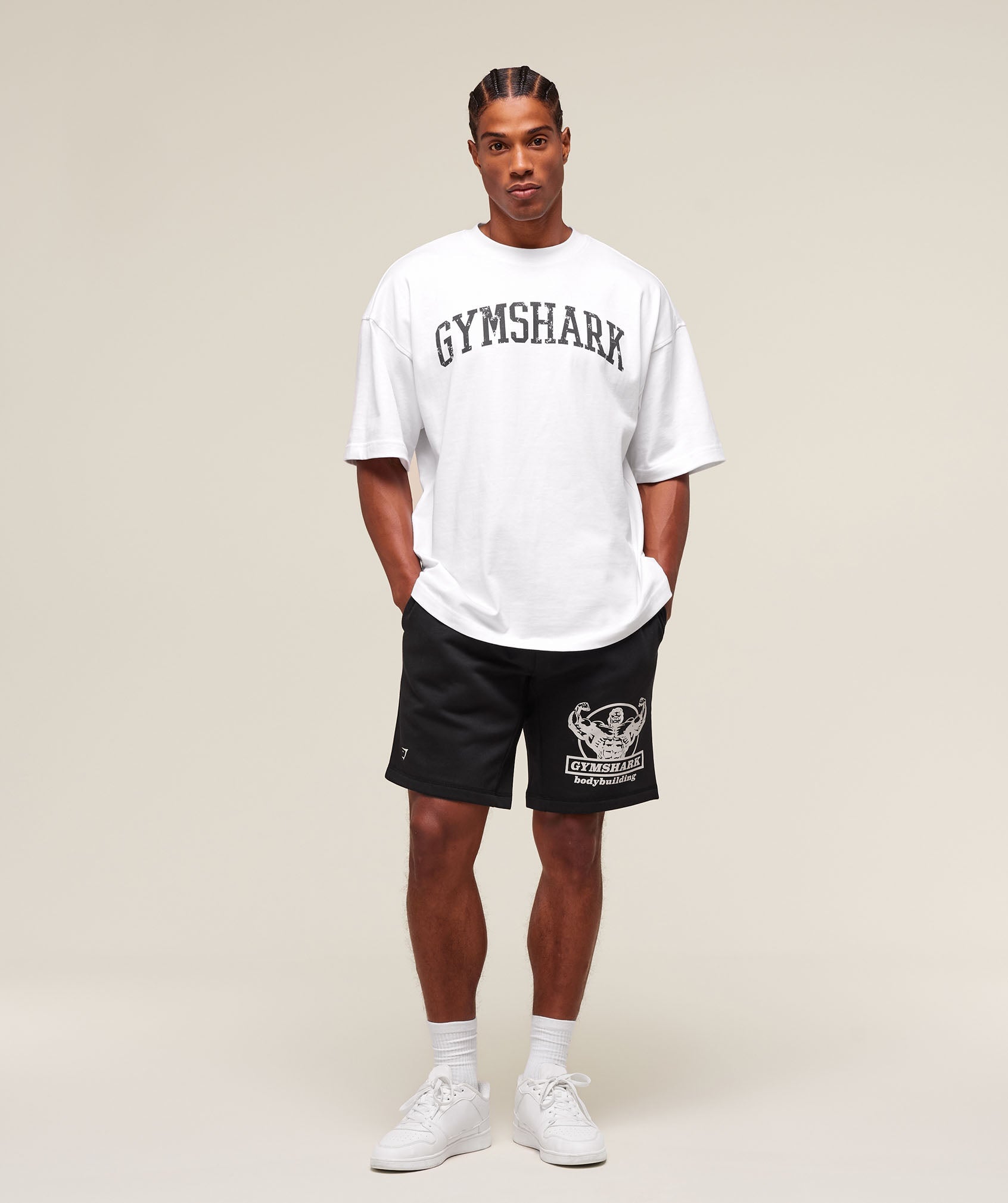 Double Bicep 9" Shorts - Black