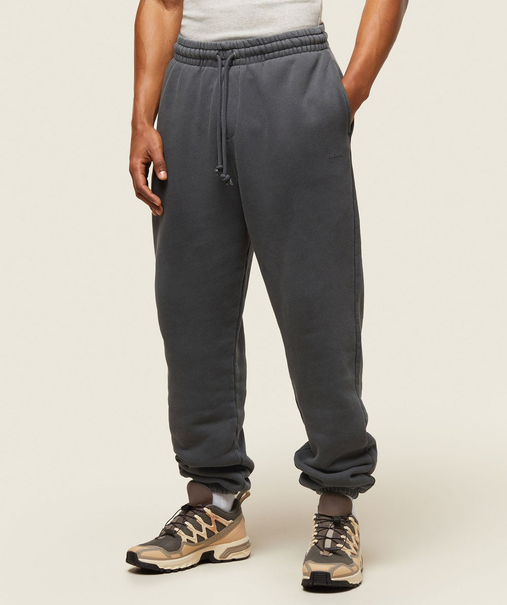 everywear Relaxed Sweatpants - Black